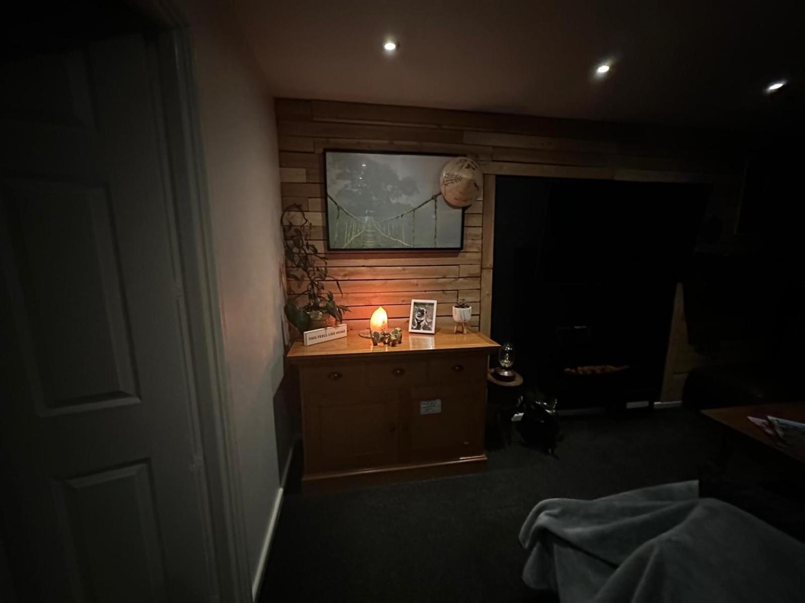 Shropshire Guestroom Seisdon ภายนอก รูปภาพ