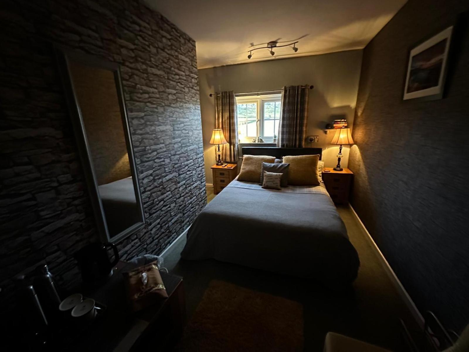 Shropshire Guestroom Seisdon ภายนอก รูปภาพ